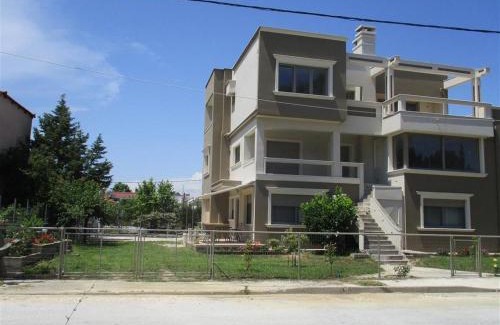 Keramoti Apartment | ImertI Apartment