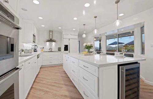 Del Cerro House | Immaculate 5BR Micro Resort with Heated Pool & Spa