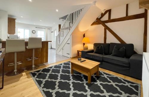 Dunmow Apartment | Immaculate barn annexe close to Stansted Airport
