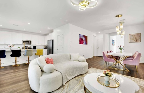 Enterprise House | Immaculate & Modern just 18 Minutes to Vegas Strip