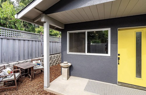 Napa Cottage | Immaculate Napa Oxbow GuestHouse