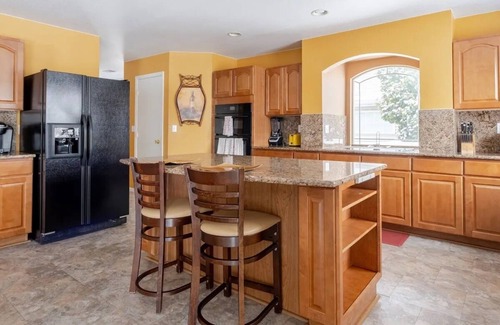 Green Valley Ranch House | Immense Home Minutes from the Airport open in new