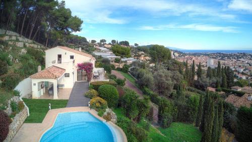 Vallauris Villa | Immogroom - Exceptional Villa - Sea view - Pool