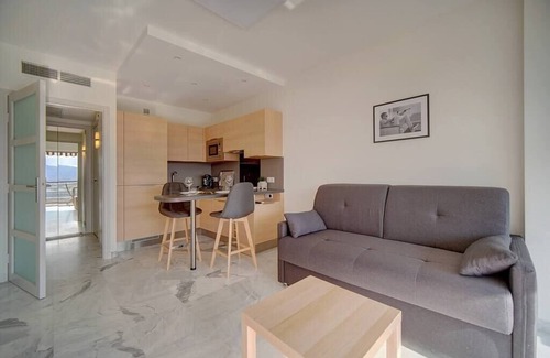 Cannes La Bocca Apartment | Immogroom- Magnificent View - Terrace - A/C