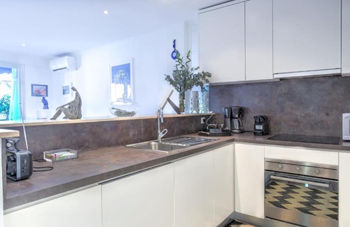 Prado - Republique Apartment | IMMOGROOM - Terrace - AC - 10min from the Palais