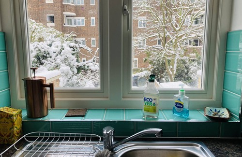 Stroud Green Apartment | Impeccable 1-Bed Apartment in London