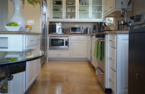 The Strand House | IMPECCABLE LUXURY! 3000 ft beach home.STEPS TO IT ALL- BEACH,TOWN,TENNIS, PARK!