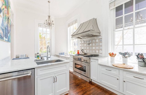 Historic Downtown Savannah House | Impeccable Luxury Mansion on Lovely, Quiet Pulaski Square by Lucky Savannah