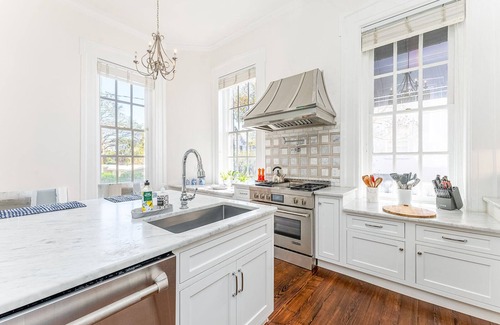 Historic Downtown Savannah House | Impeccable Luxury Mansion on Lovely, Quiet Pulaski Square by Lucky Savannah