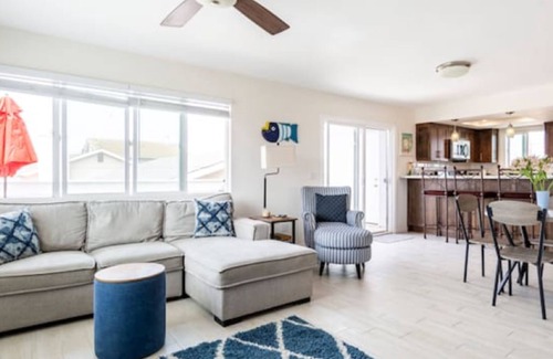 Imperial Beach House | Imperial Beach Home, 1 block to the beach
