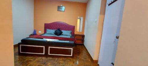 Ooty Apartment | IMPERIAL COTTAGE, HILL BUNK OOTY