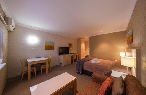 Bowral Hotel | Imperial Motel