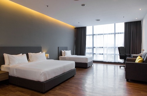 Taman Bukit Pantai Hotel | Imperial Regency Suites Kuala Lumpur