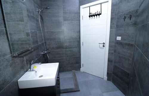 Al Ahyaa Apartment | Imperial Resort - Bali Themed - 1 Bed