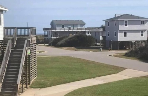 Sea Scape House | Impossible Dream -4-bedroom Classic Beach House,