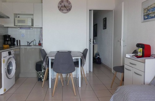 Banyuls-sur-Mer Apartment | IMPRENSABLE VIEW over the MEDITERRANEAN/the Beach/the Mountain/WIFI/Free Parking