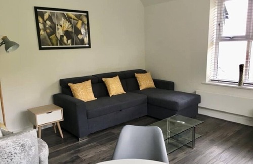Rhos on Sea Apartment | Impressive Newly Built 2 Bed Apartment