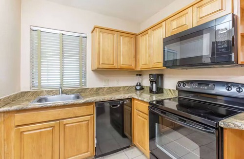 Oak Creek Resort | in a cramped hotel room vacationing in beautiful sedona, arizona? not any more!