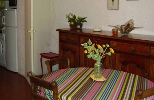 Argeles Plage Apartment | In a park near the water.