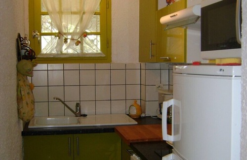 Argeles Plage Apartment | In a park near the water.