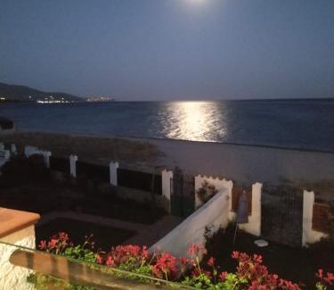 Quartu Sant'Elena Apartment | In front of the beach - La terrazza sul mare