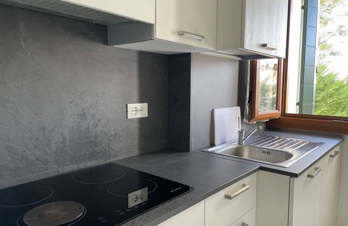 Pellestrina Apartment | In front of the sea, swimming pool and air conditioning