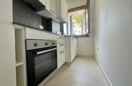 Pellestrina Apartment | In front of the sea, swimming pool and air conditioning