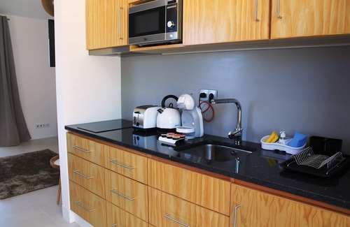 Prazeres Cottage | In peaceful Prazeres | Qta. Inácia Orchid Studio