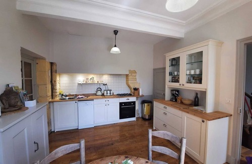 Sarlat-la-Caneda House | IN SARLAT, ONLY 600M TO MEDIEVAL CENTRE, DETACHED HOUSE, HEATED POOL, PARKING