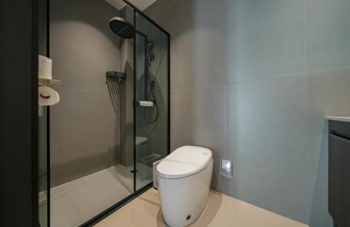 Xinzhou Bed & Breakfast | In the Clouds - Courtyard Twin Room