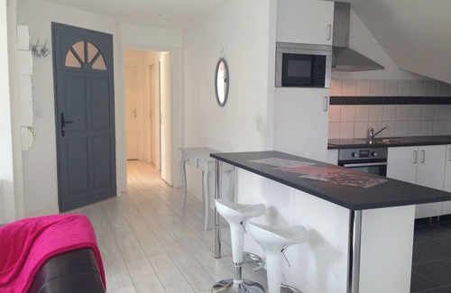 Honfleur Apartment | In the heart of Honfleur, 70m2 of HAPPINESS, WIFI, public parking nearby
