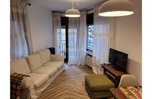Puigcerda Apartment | In the heart of Puigcerdà, a short walk from the lake