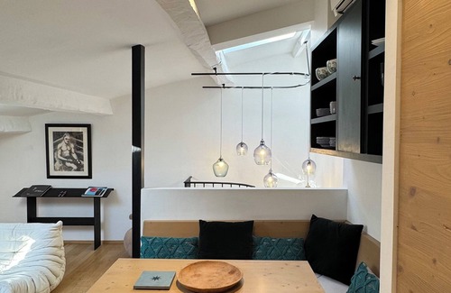 Old Town Apartment | IN THE HEART OF THE VILLAGE OF SAINT-TROPEZ