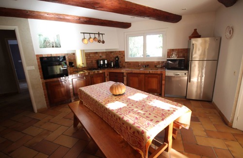Grambois House | In the heart of the Luberon, spacious house in Grambois, private pool