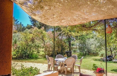 Grambois House | In the heart of the Luberon, spacious house in Grambois, private pool