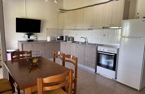 Chalikounas House | In the middle of nature! holiday home in calm neighborhood, wifi | Halikounas, C