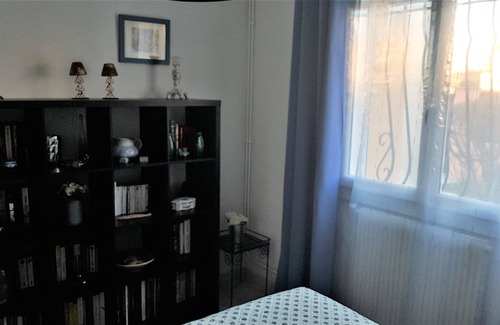 Florensac Apartment | In villa apartment F3 with swimming pool