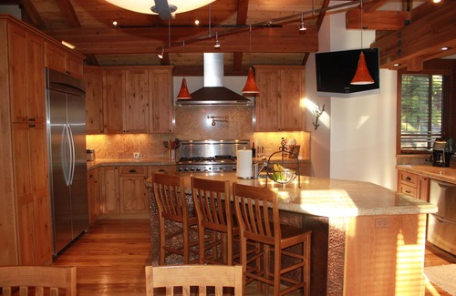 Incline Village House | Incline Village Luxury Home 3200 sq ft- Hot Tub, Game Room