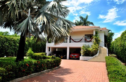 Girardot House | Incluye auxiliar doméstica PISCINA PRIVADA