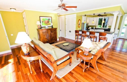Kekaha House | Incredible 5br Kekaha Beachfront Estate for 10!