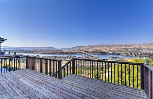 The Dalles House | Incredible Oregon Retreat with Private Hot Tub!