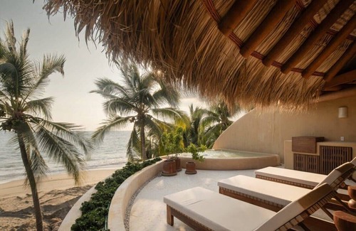 Barra de Potosi Condo | Incredible PH with privileged ocean view