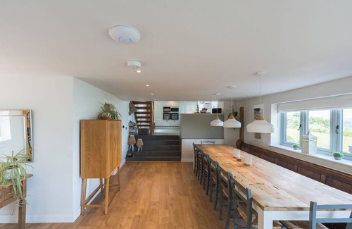 Pentraeth House | Incredible stay overlooking Red Wharf By sleeping up to 18 guests with hot tub & garden lounge area