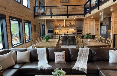 Boone House | Incredible Views, Arcade, Sauna/Steam/Spa @ NC's Most Epic Home @Peachtree Ridge