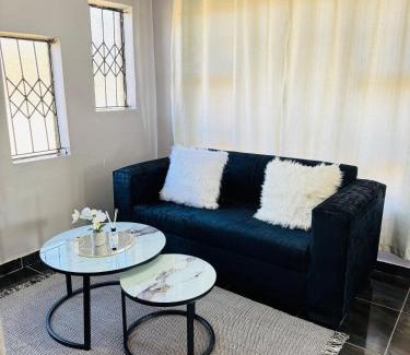 Kareeberg House | Indalo Guesthouse