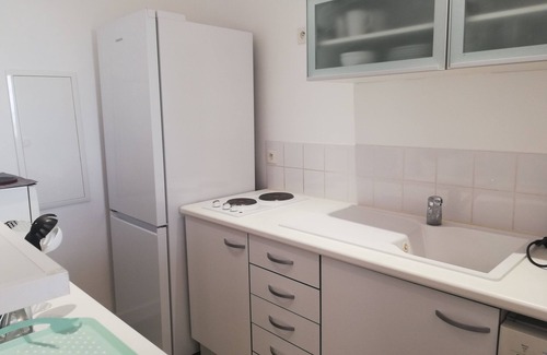 Toulon Apartment | Independent accommodation in a villa, breathtaking sea view, beautiful terrace, swimming pool