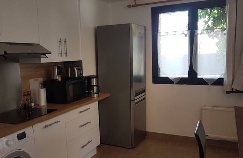 Argenteuil House | Independent apartment for 3 people