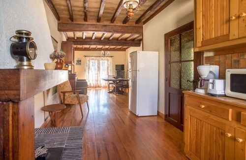Mirepoix House | Independent apartment for 4 to 5 people, town center and very quiet.