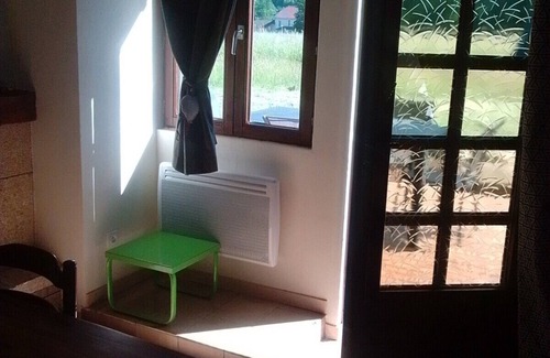 La Houssiere Apartment | INDEPENDENT BED & BREAKFAST CAMPAIGN COMFORT QUIET linen provided table tennis games