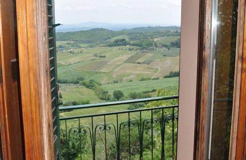 Montepulciano House | INDEPENDENT HOUSE LARGE TERRACES & SPECTACULAR VIEWS in CENTER W. PARKING